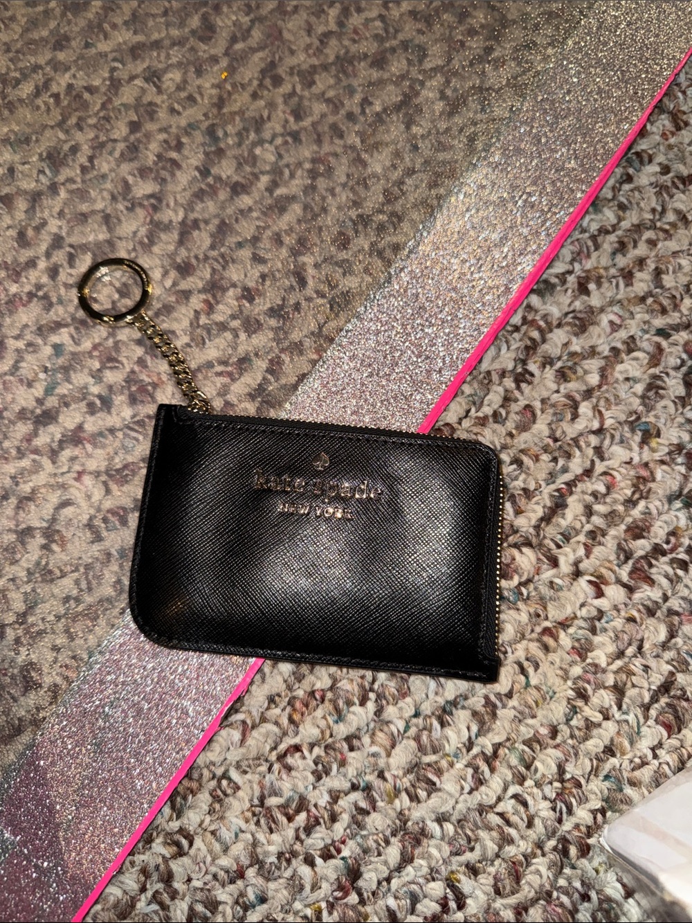 BNWOT Kate Spade Black Leather Zip Card and Change Holder with Gold Keyring